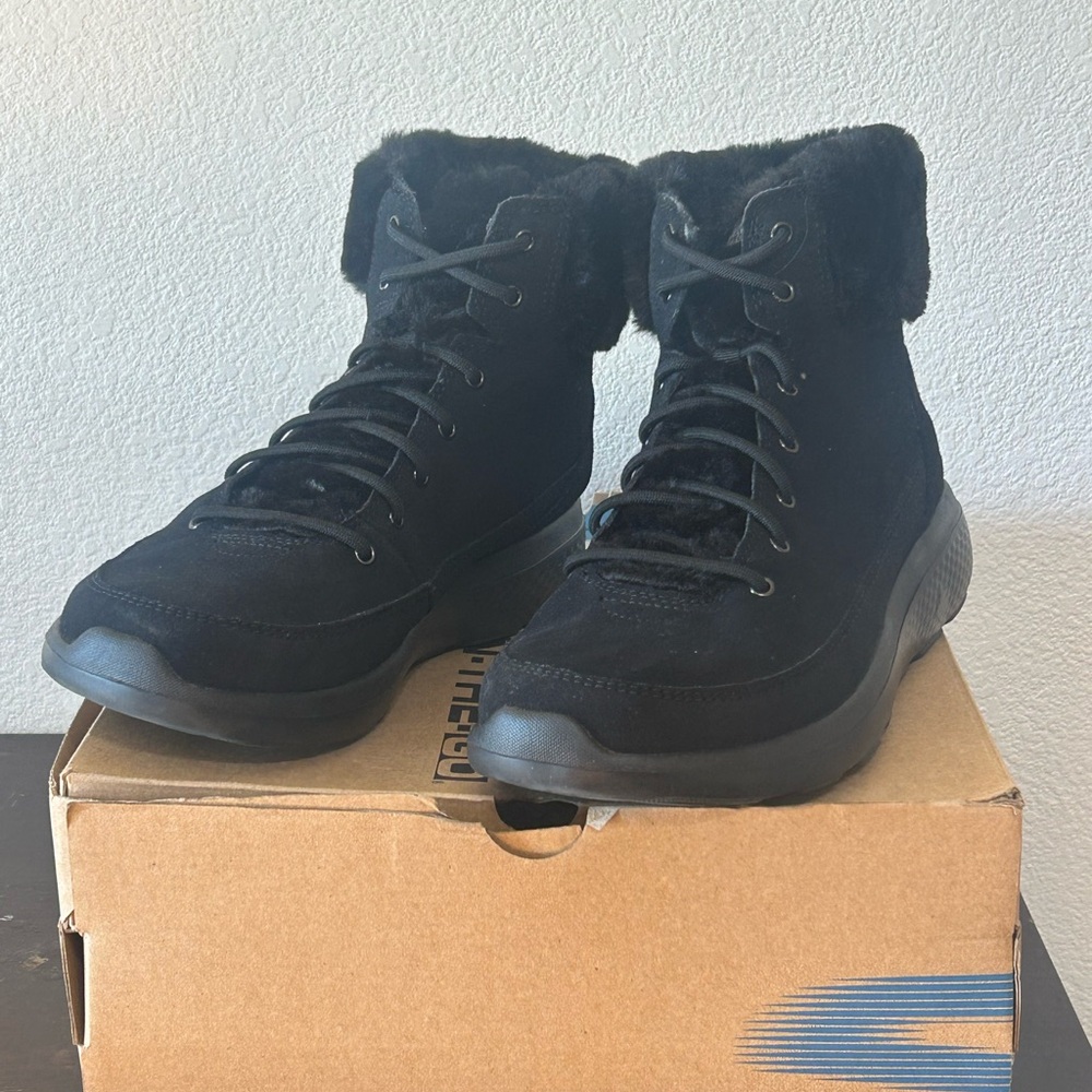 Skechers Black Winter Boots with Fur Trim